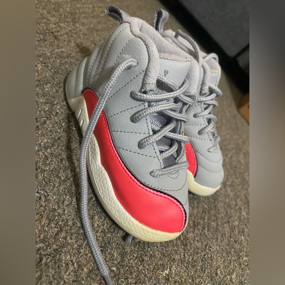 Air Jordan 12 Retro 7C